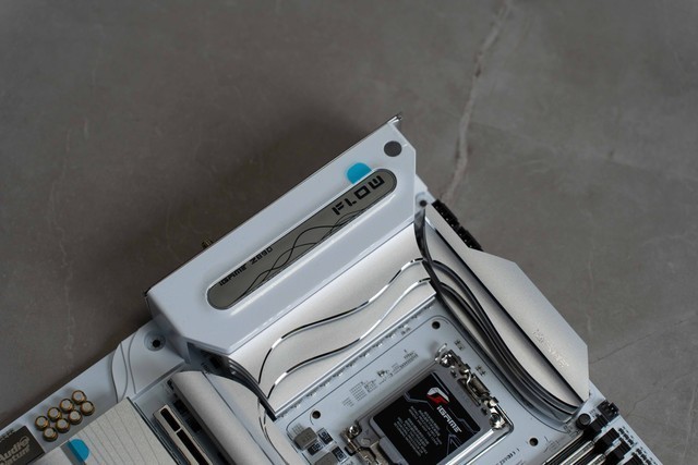 2000元新标杆，七彩虹iGame Z890 FLOW V2主板首发测评