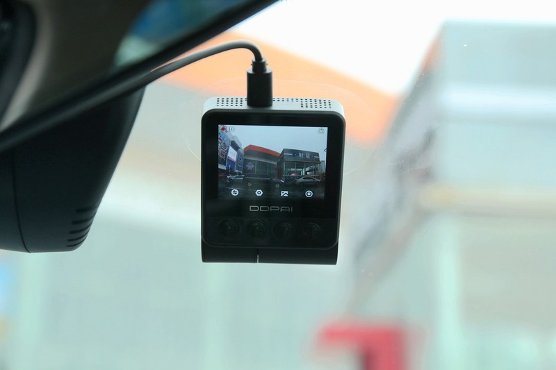 4K小霸王真旗舰，盯盯拍Z50行车记录仪深度体验