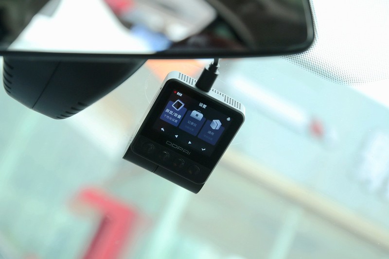 4K小霸王真旗舰，盯盯拍Z50行车记录仪深度体验