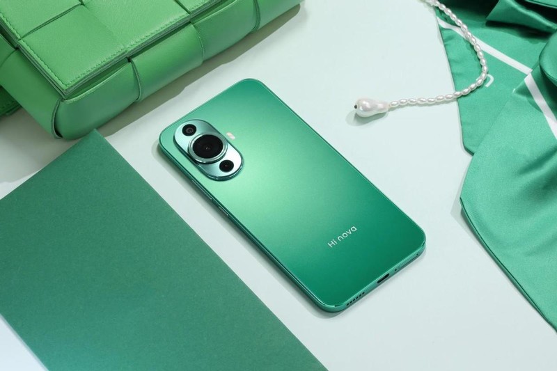 Hi nova 11上手图赏：11号色诠释青春活力，就要出彩