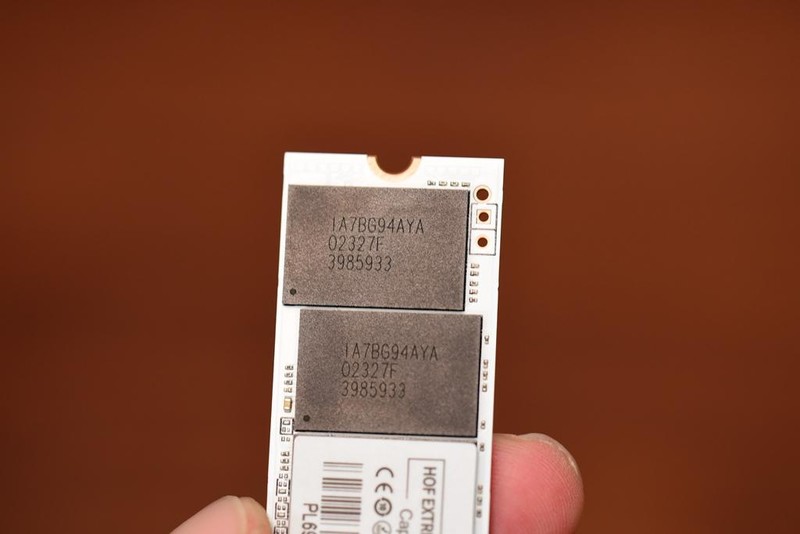 白色旗舰，白色信仰！影驰HOF EXTERME 30固态硬盘评测