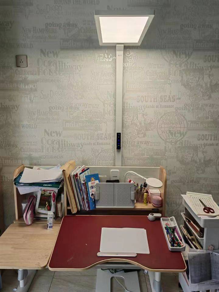 立式护眼台灯哪个好?五款不可错过的爆款护眼大路灯分享