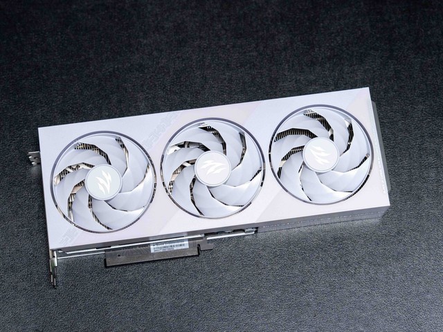 AMD平台质价比之选，威刚XPG龙耀D350G 6000C30内存测评