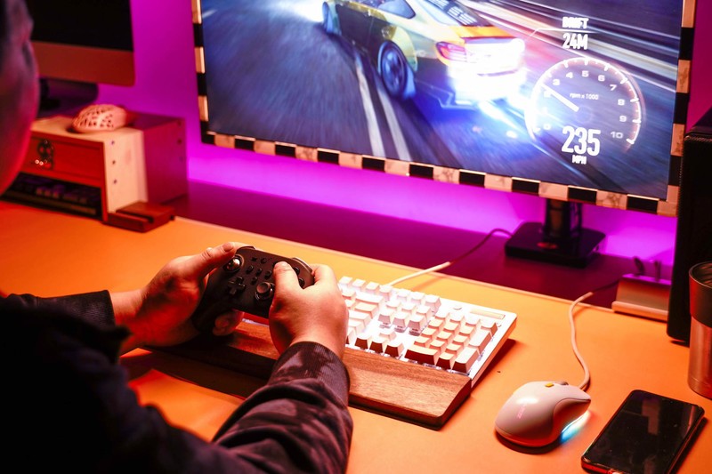 贴心小棉袄送的新年礼物，“香”就一个字——谷粒金刚2PRO手柄