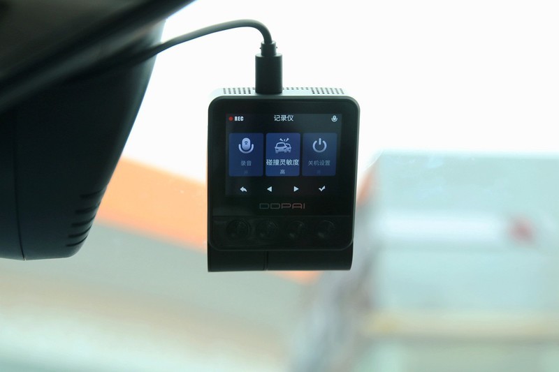 4K小霸王真旗舰，盯盯拍Z50行车记录仪深度体验