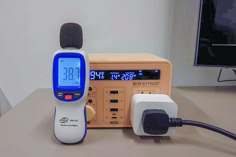 短途旅行如何选择户外电源？这篇文章应该都提到了，移族P300到手分享