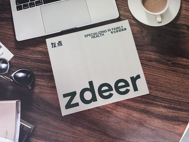 左点电子口腔喷雾：清新口感，健康生活的贴心伙伴