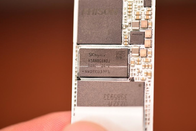 白色旗舰，白色信仰！影驰HOF EXTERME 30固态硬盘评测