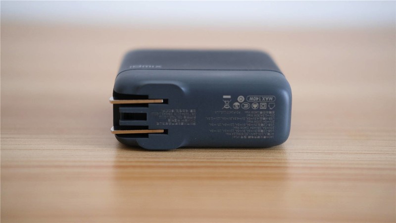 IDMIX 140W氮化镓充电器，一个抵三，出差旅行必备！