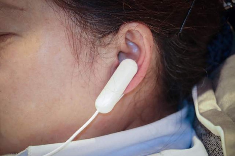 助眠黑科技.我们有多久没好好睡过觉了.左点睡眠仪