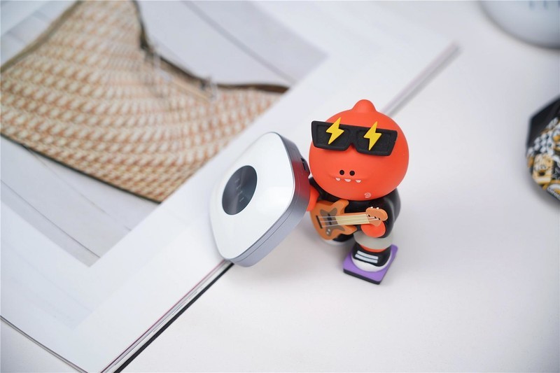 七夕情 人节最佳撒狗粮方式，FIIL Key银宇白耳机为爱情制造惊喜