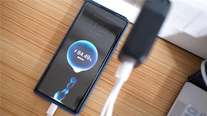 IDMIX 140W氮化镓充电器，一个抵三，出差旅行必备！