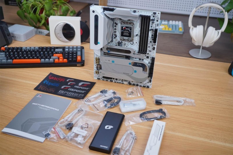 “银河战舰”出击，新旗舰来袭-七彩虹iGame Z790 D5 FLOW主板分享