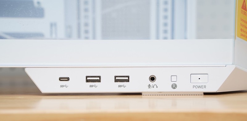 给硬件来个通透海景房微星MAG PANO 100L PZ WHITE白刃PLUS体验