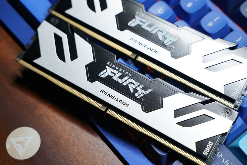 给硬件来个通透海景房微星MAG PANO 100L PZ WHITE白刃PLUS体验