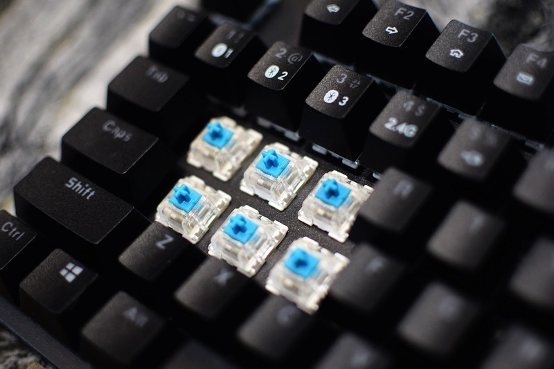 高性能 高颜值 雷柏V500PRO-87多模版+VT960赛博朋克版