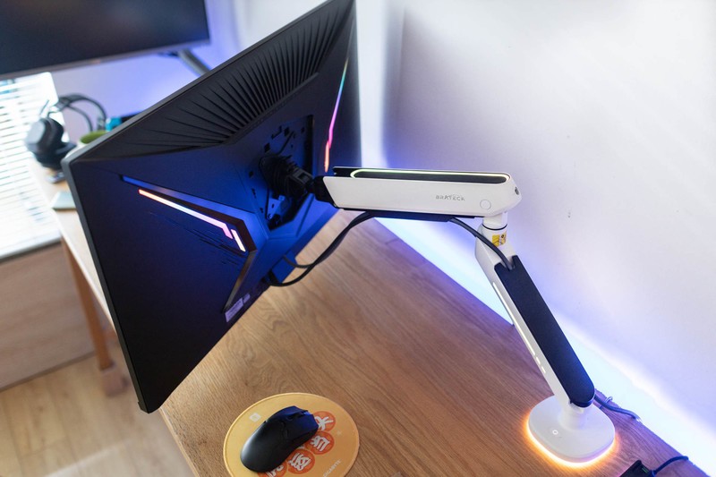 不仅更好看，北弧E700 RGB显示器支架使用评测