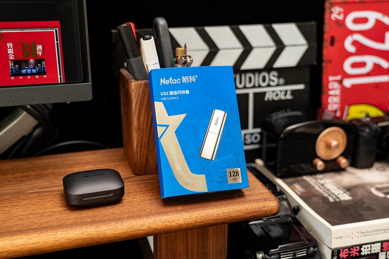 体积与普通U盘一样大，速度却快十几倍，朗科US2固态闪存盘评测