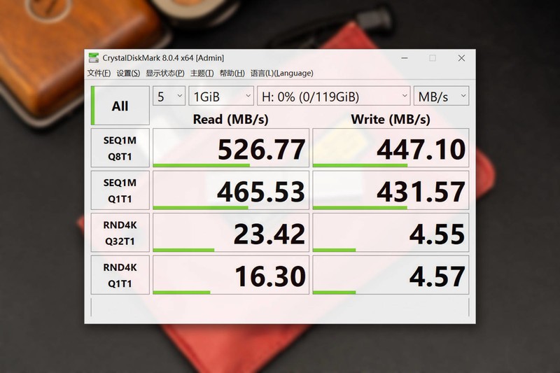 体积与普通U盘一样大，速度却快十几倍，朗科US2固态闪存盘评测
