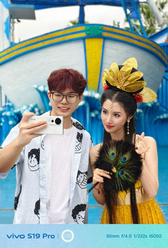 vivo S19系列影棚级长焦人像，全新设计美出东方