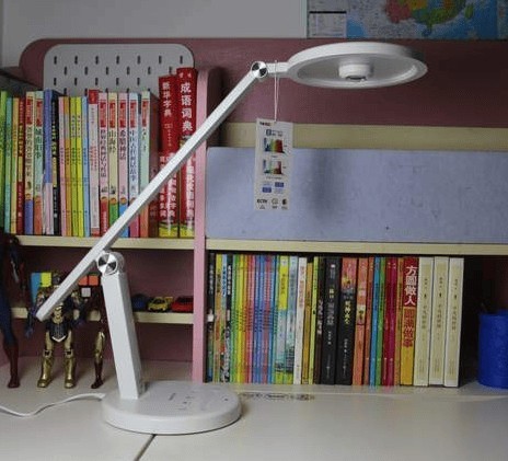 护眼灯哪个品牌最好？讲解儿童护眼灯品牌推荐，安全护眼更值得！