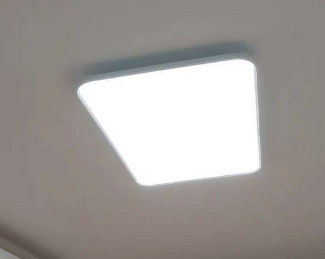 护眼灯哪个品牌最好？讲解儿童护眼灯品牌推荐，安全护眼更值得！