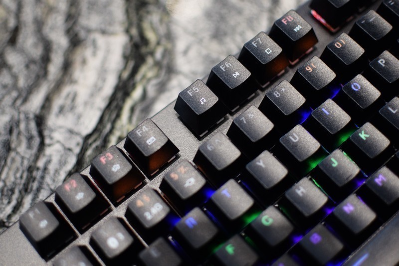 高性能 高颜值 雷柏V500PRO-87多模版+VT960赛博朋克版