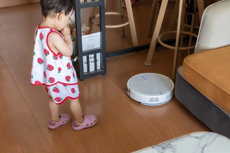 浦瑞克N8Plus宠物净毛宝体验：做一个聪明的扫地机器人