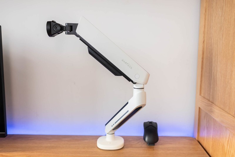 不仅更好看，北弧E700 RGB显示器支架使用评测