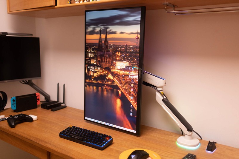 不仅更好看，北弧E700 RGB显示器支架使用评测