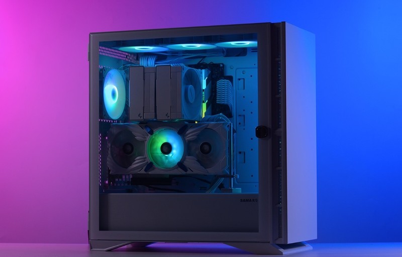 好看实用还不贵的白色装机方案，先马黑洞X雪装版+12400+3070Ti装机分享