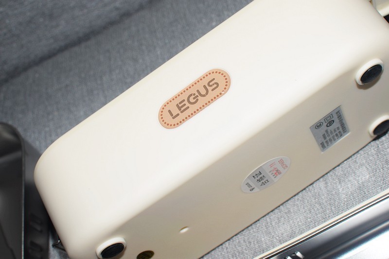 分体式设计 双盖保温保鲜 LEGUS免注水电热饭盒