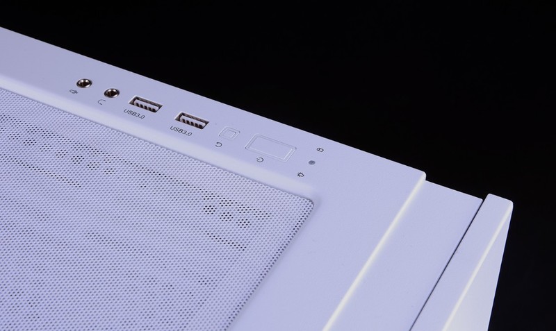 好看实用还不贵的白色装机方案，先马黑洞X雪装版+12400+3070Ti装机分享