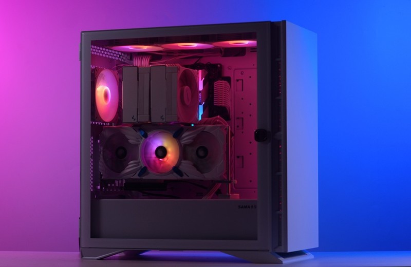 好看实用还不贵的白色装机方案，先马黑洞X雪装版+12400+3070Ti装机分享