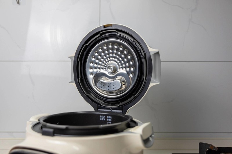 电压力锅该如何选？做饭快、味道美、有颜值才是正确挑选指南