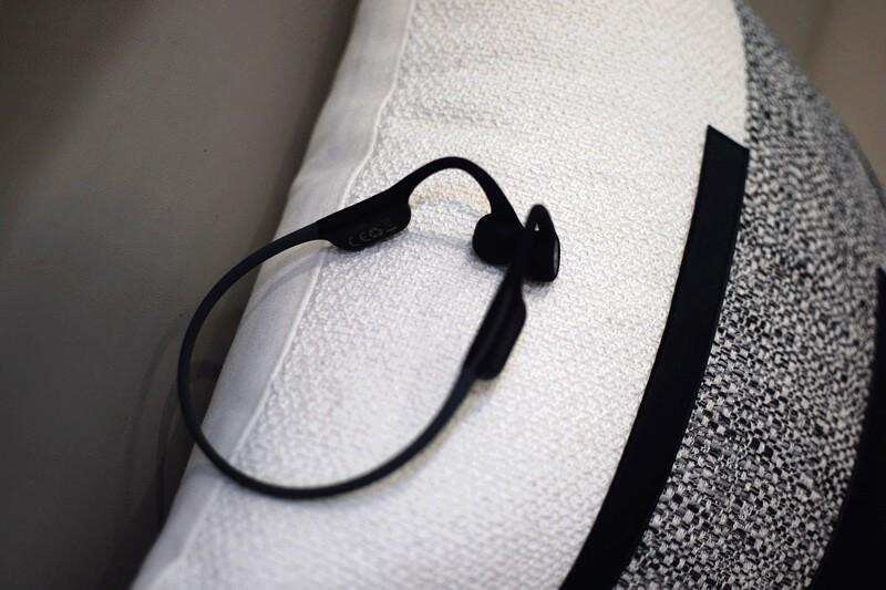 解锁水下音乐世界 HAKII SURVIN哈氪后挂式游泳耳机带你畅游无界