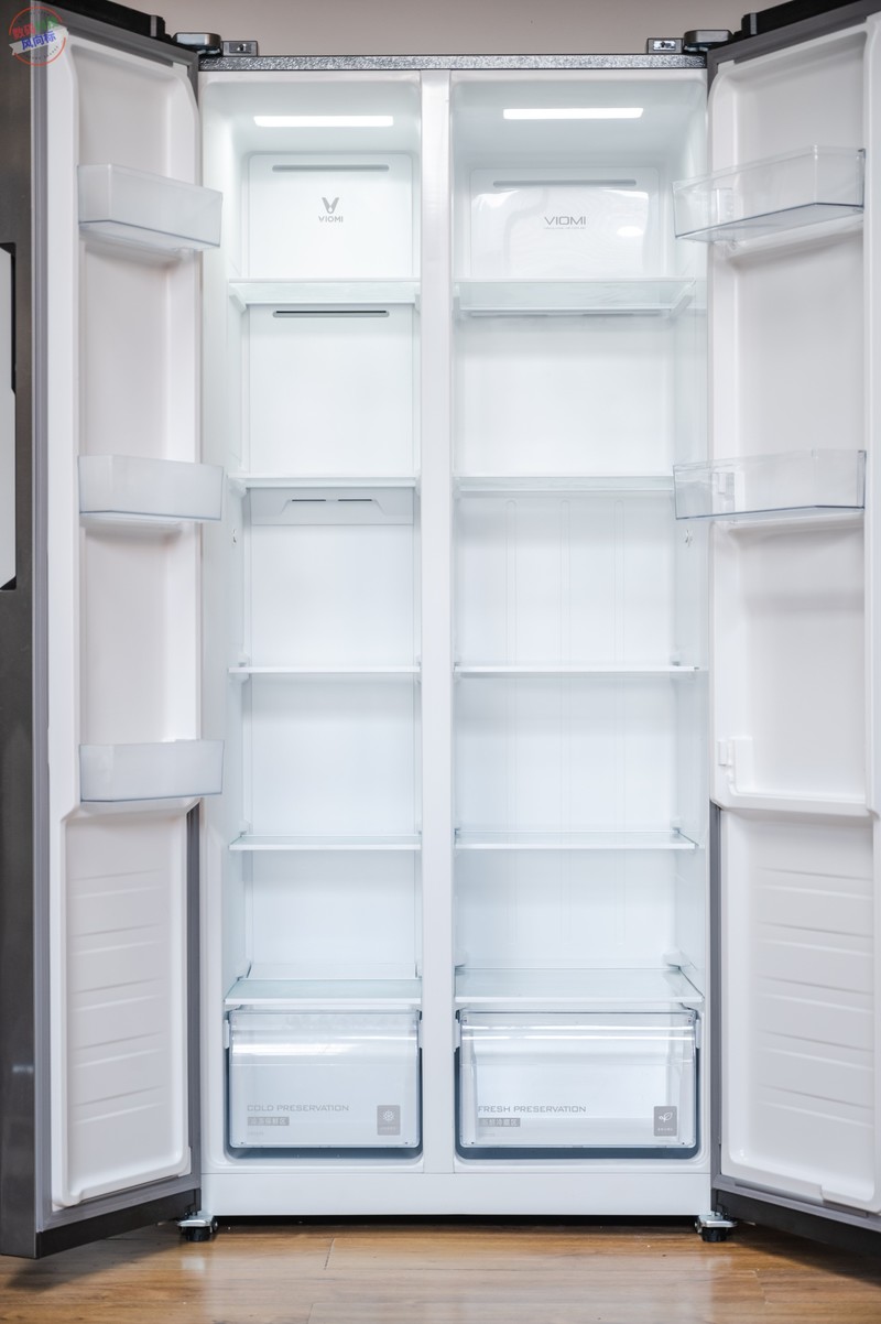 现代冰箱都有大屏了？保鲜出色还能教做菜，云米大屏冰箱智能满满