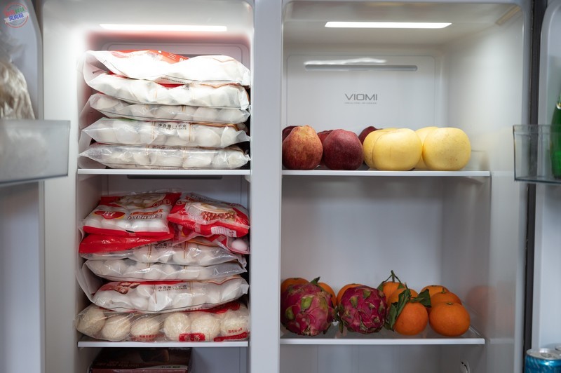 现代冰箱都有大屏了？保鲜出色还能教做菜，云米大屏冰箱智能满满