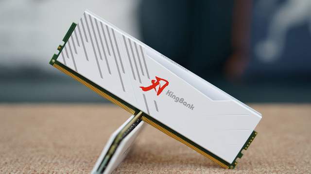 便宜又好超的DDR5内存，金百达 刃 DDR5 6400 RGB评测及超频分享