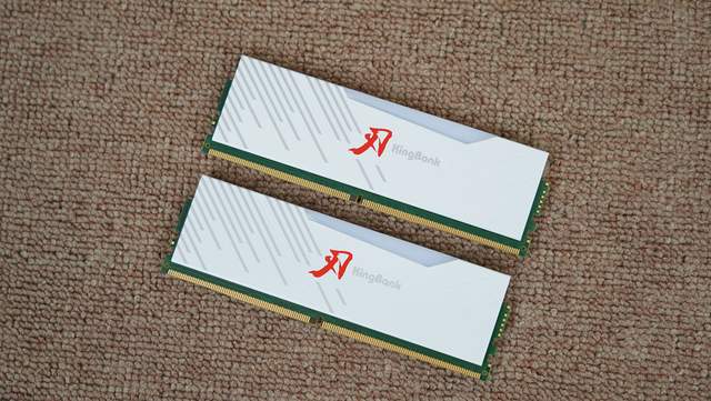 便宜又好超的DDR5内存，金百达 刃 DDR5 6400 RGB评测及超频分享