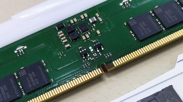 便宜又好超的DDR5内存，金百达 刃 DDR5 6400 RGB评测及超频分享