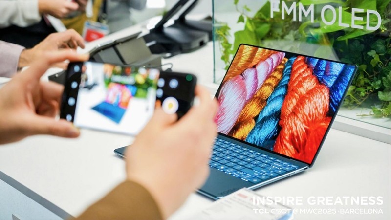 开启显示新纪元，TCL华星携先进移动通信显示技术亮相MWC2025