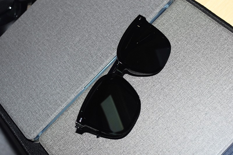 护眼利器镜框镜片一体注塑 米家方框偏光太阳镜 尼龙款