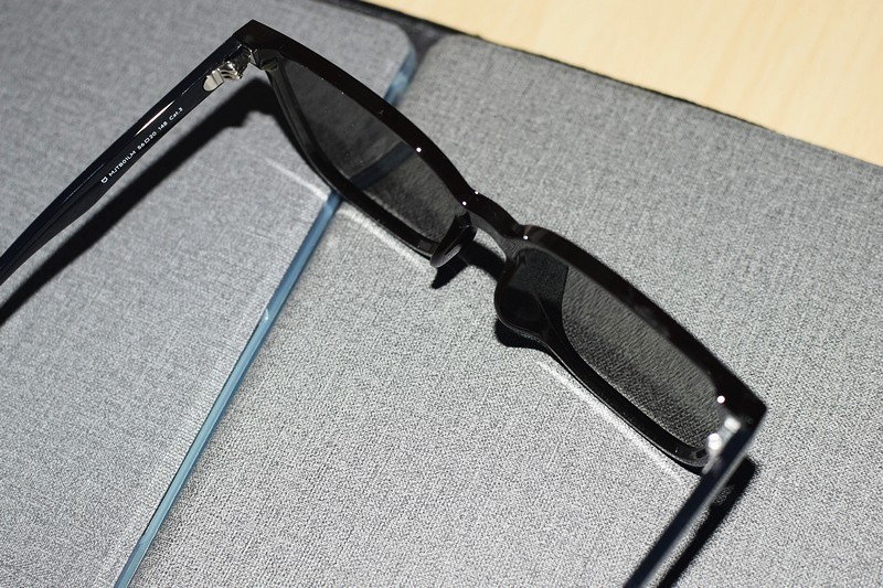 护眼利器镜框镜片一体注塑 米家方框偏光太阳镜 尼龙款