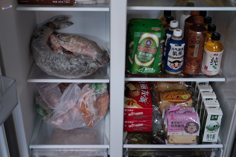 现代冰箱都有大屏了？保鲜出色还能教做菜，云米大屏冰箱智能满满