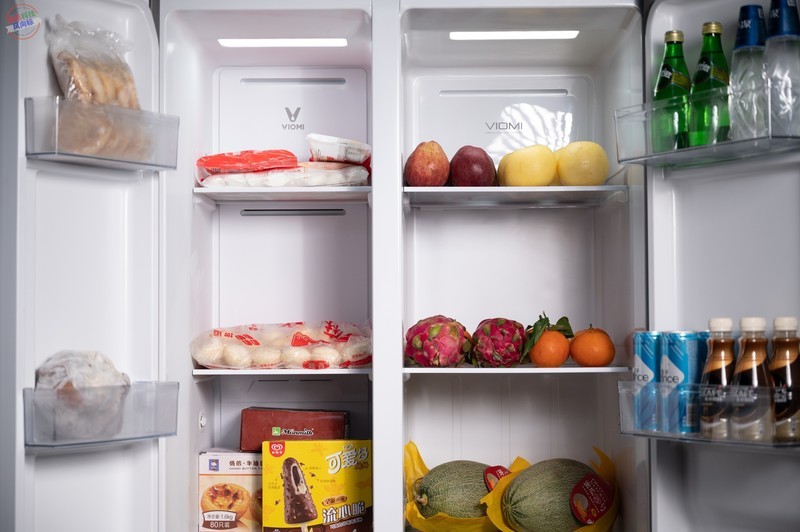 现代冰箱都有大屏了？保鲜出色还能教做菜，云米大屏冰箱智能满满