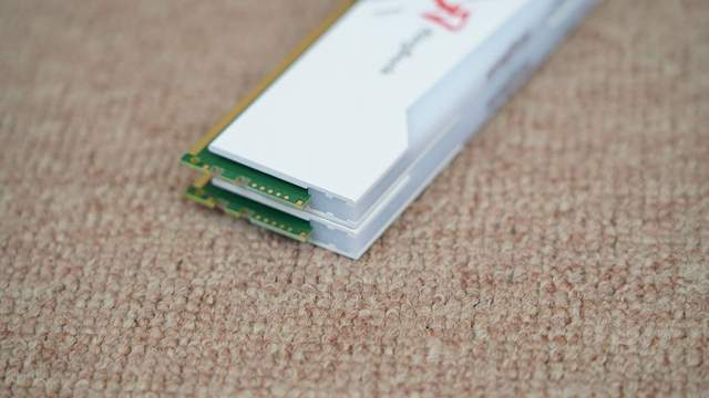 便宜又好超的DDR5内存，金百达 刃 DDR5 6400 RGB评测及超频分享