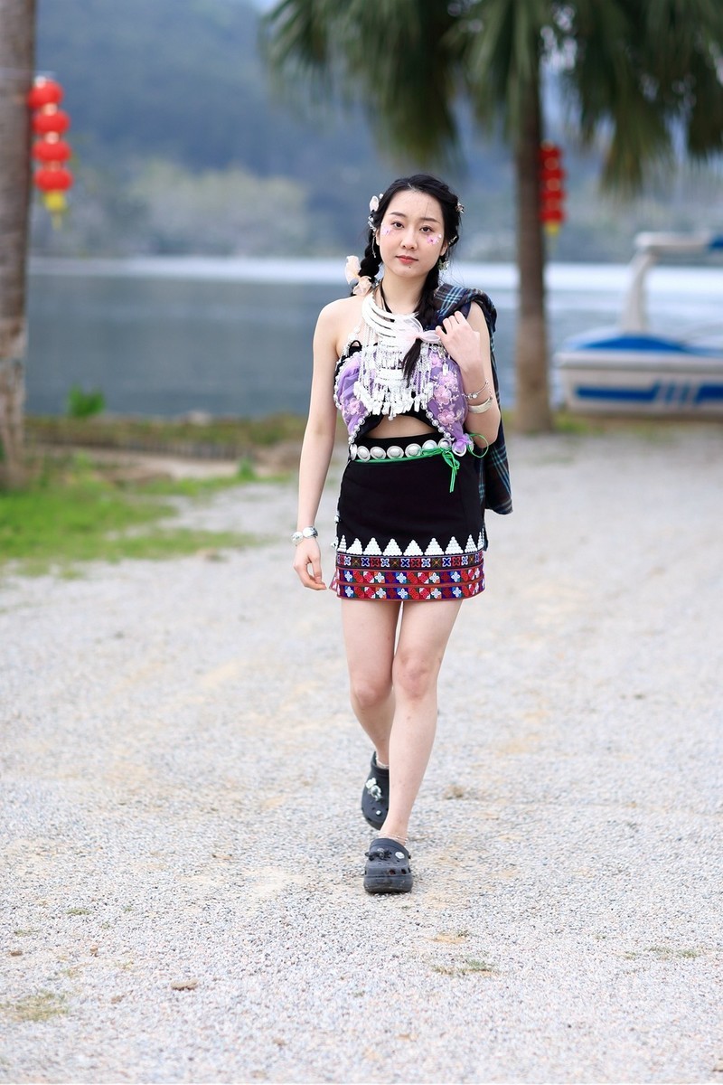 侗族姑娘-可爱美丽