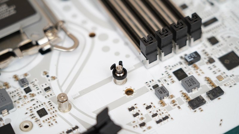 颜值性能我全都要，七彩虹 iGame Z790D5 FLOW主板体验分享