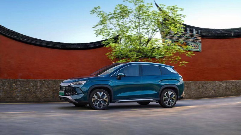 比亚迪宋家族：自主品牌 SUV 的王者传奇